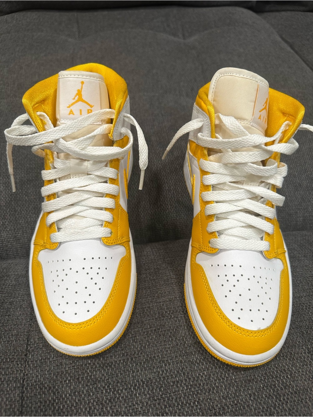 Nike Air Jordan 1 Mid White and Yellow Men’s Size 7